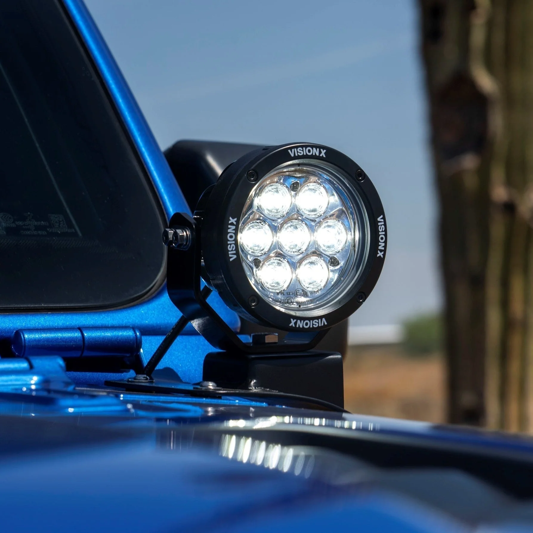 18+ Jeep JL / '20+ Jeep Gladiator Cowl Light Kit (With 4.7" CG2 Light Cannon)