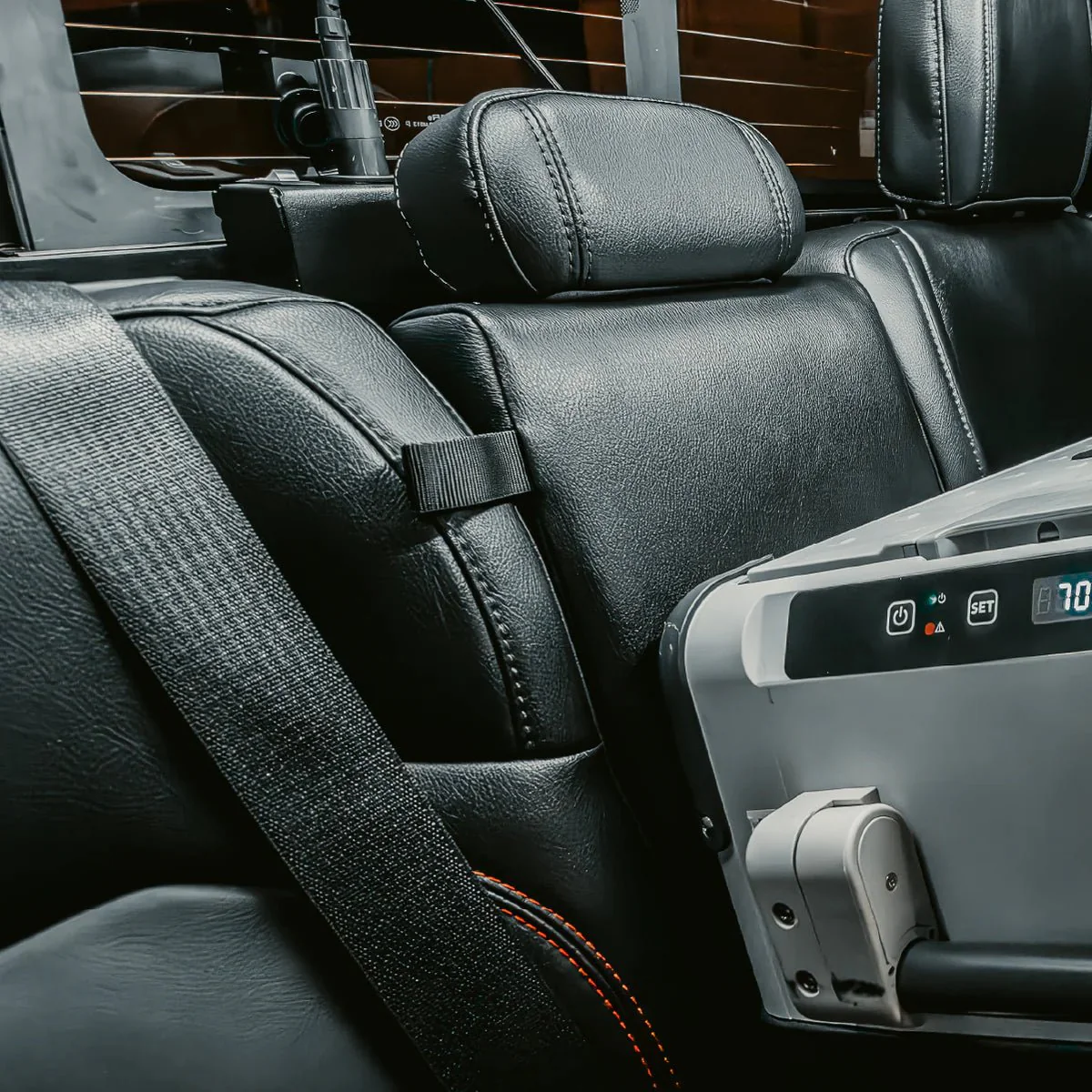 2020+ Jeep Gladiator Outlet Box - Image 3