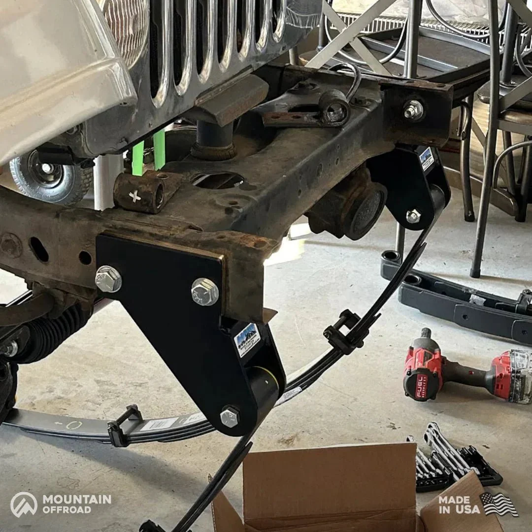 Shackle Reversal System for Jeep CJ (1976-86) with 2.5" YJ Springs